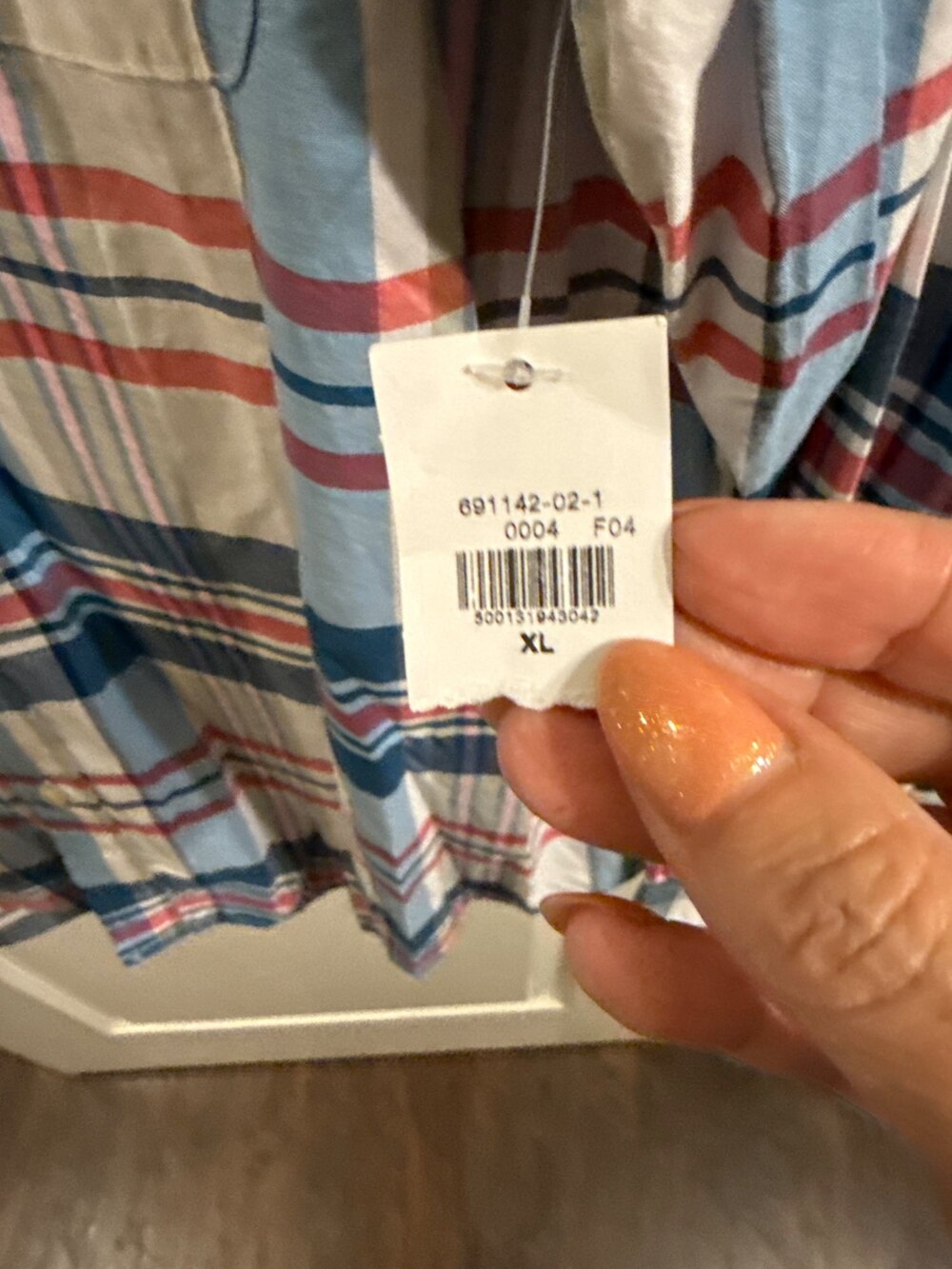 NEW with tags, Old Navy Plaid Button Down Shirt Built In Flex XL - Picture 5 of 7